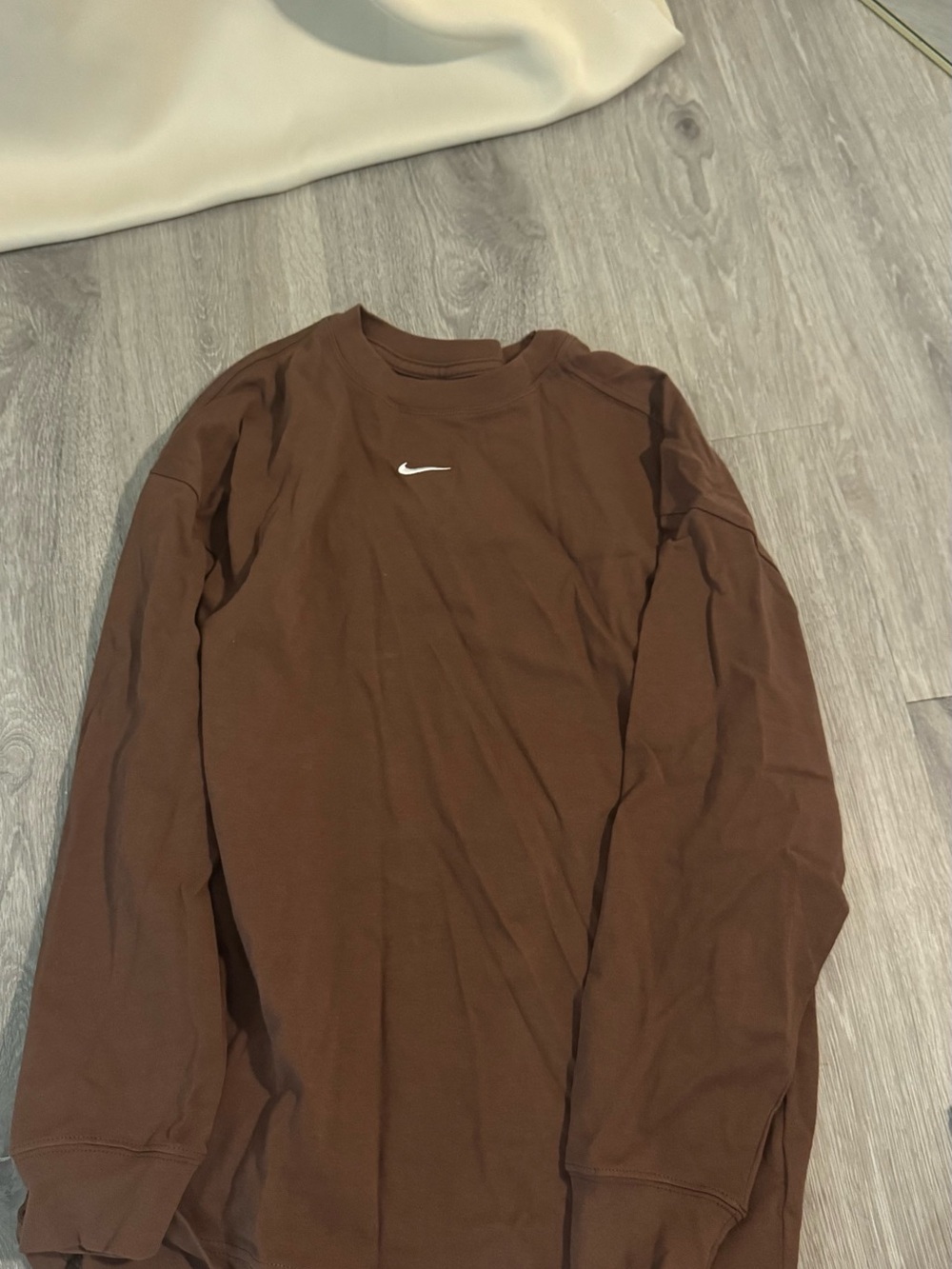 Nike Long-Sleeve Crew Neck Shirt - Brown